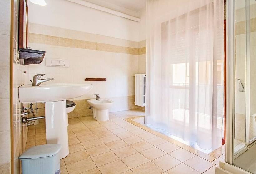 تختخواب و صبحانه Mammasisi