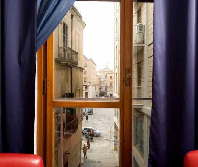 تختخواب و صبحانه Mammasisi