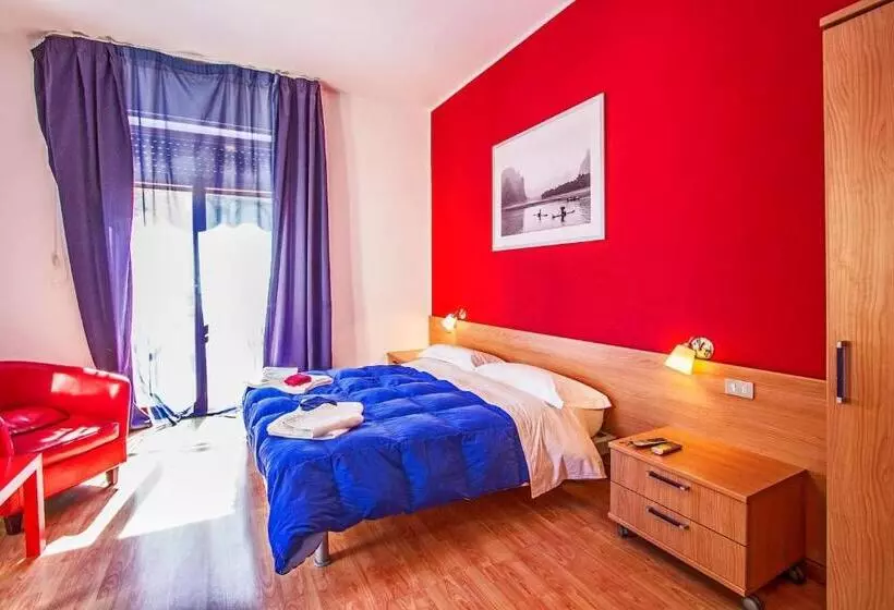 تختخواب و صبحانه Mammasisi