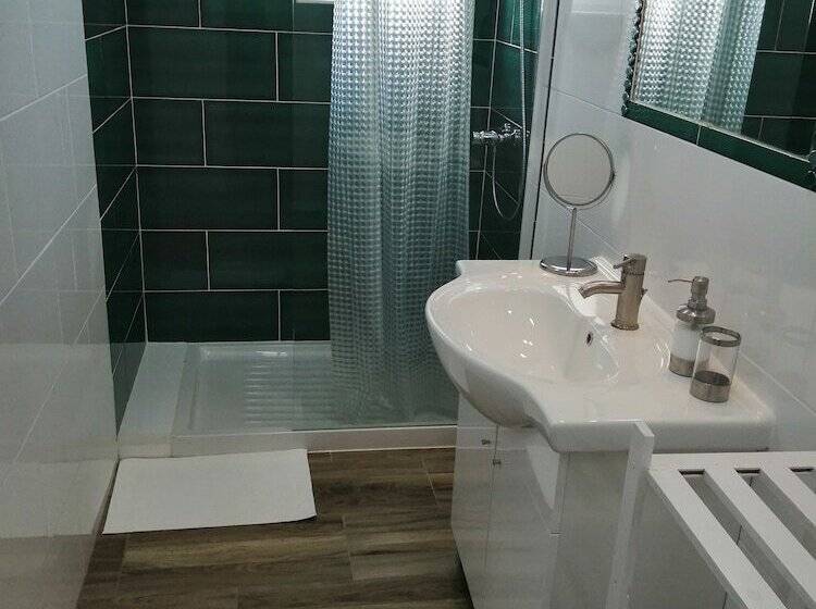 مبيت وإفطار Pias Guesthouse