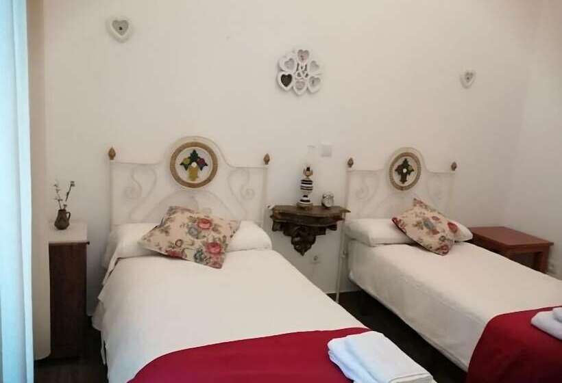 مبيت وإفطار Pias Guesthouse