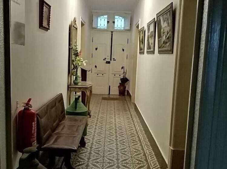 مبيت وإفطار Pias Guesthouse