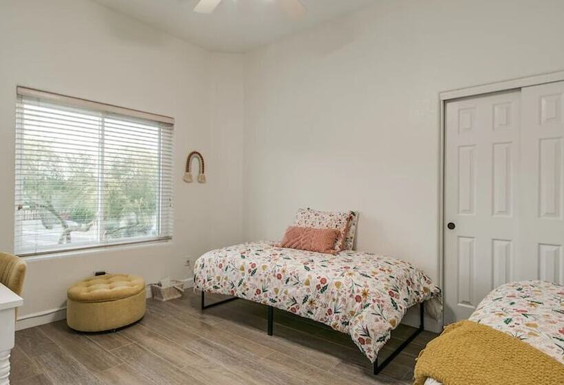 Breathtaking Views & Htd Pool In Fountain Hills!