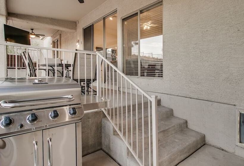 Breathtaking Views & Htd Pool In Fountain Hills!