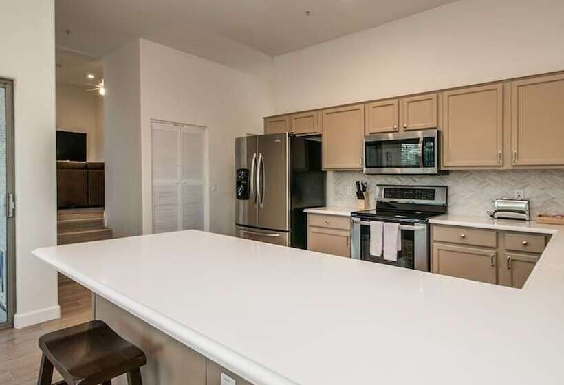 Breathtaking Views & Htd Pool In Fountain Hills!