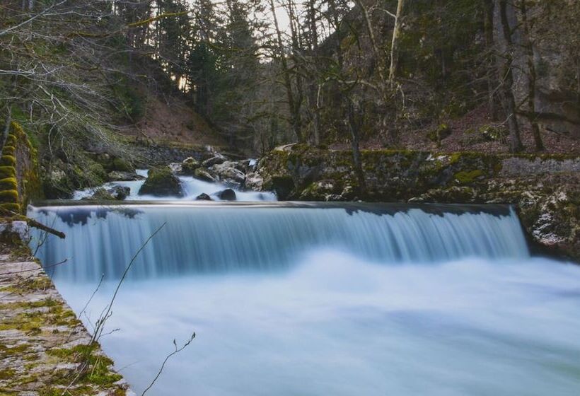 Hostelli L Auberge De Noiraigue