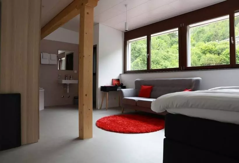 Hostelli L Auberge De Noiraigue