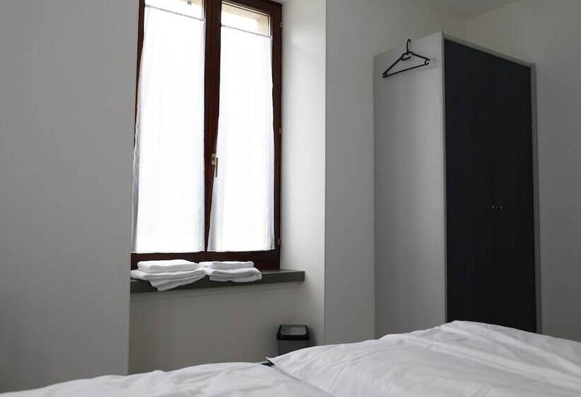 Hostelli L Auberge De Noiraigue