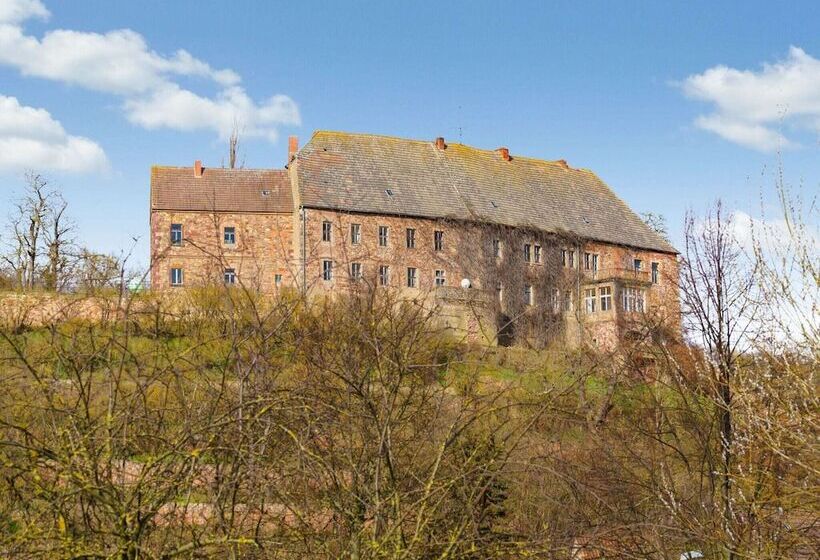 ホテル Apartment In Gerbstedt Friedeburg With Terrace