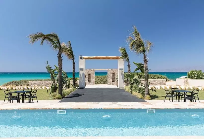 Hotelli Eden Beachfront Residences & Suites