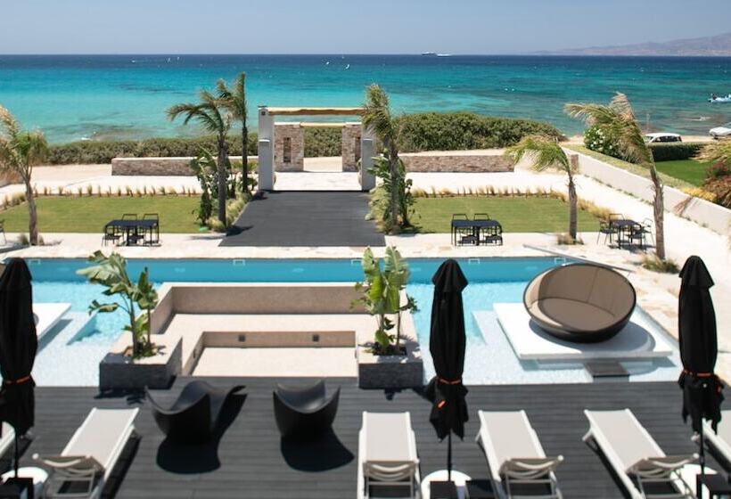 Hotel Eden Beachfront Residences & Suites