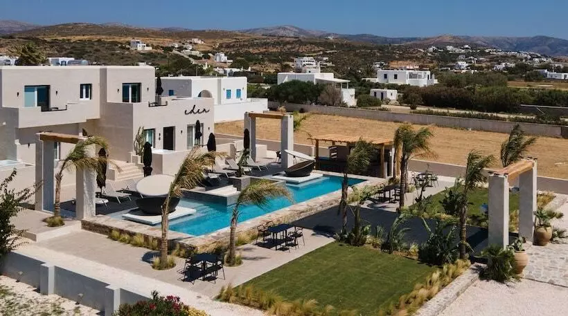 Hotelli Eden Beachfront Residences & Suites