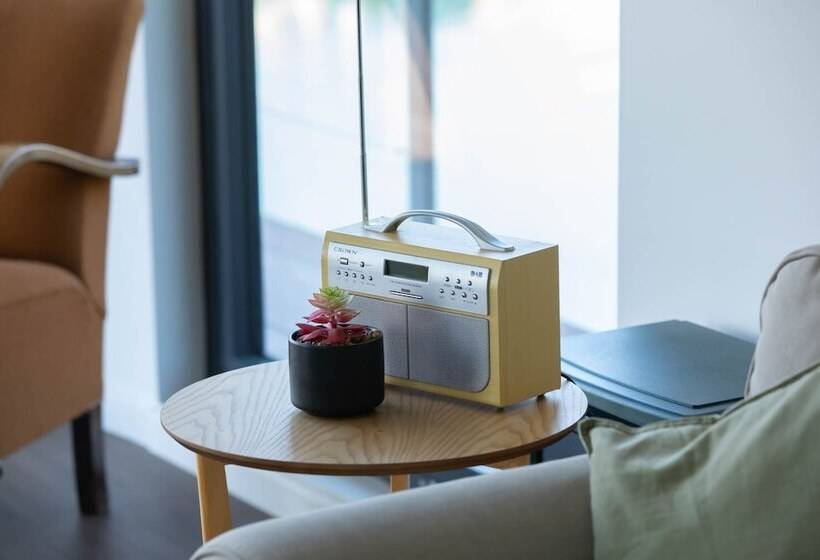 فندق Houseboat Eleuthera