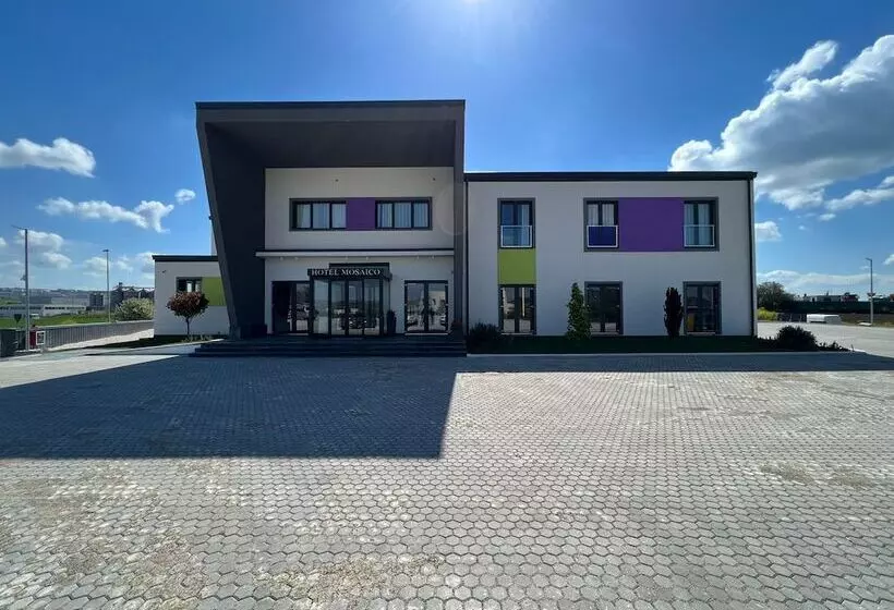 هتل Mosaico