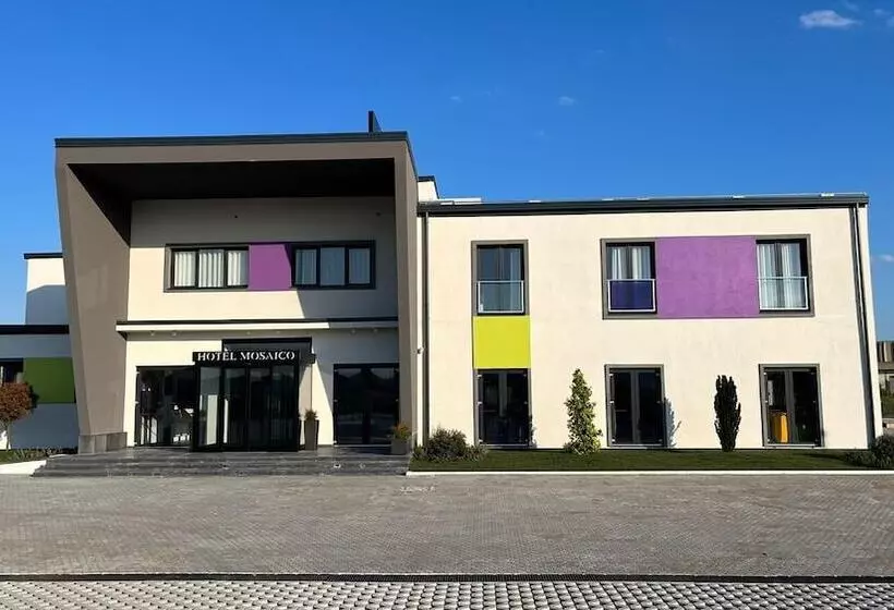 هتل Mosaico