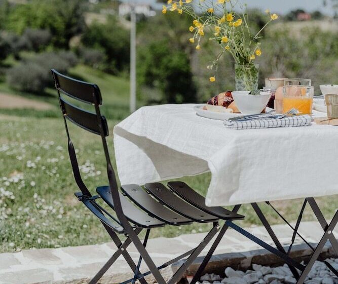 فندق ريفى Qui Voglio