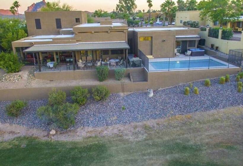 Luxe 4 Bdrm W/pool And Spa On Golf Course Lot!