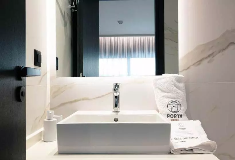 Porta Suites