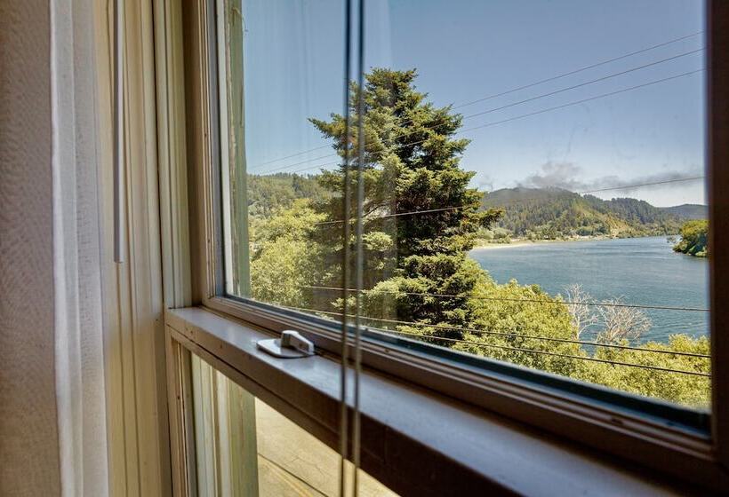 The Historic Requa Inn