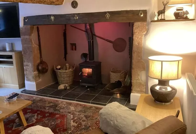 The Snuggery A Cosy Country Cottage