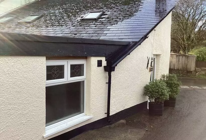 The Snuggery A Cosy Country Cottage