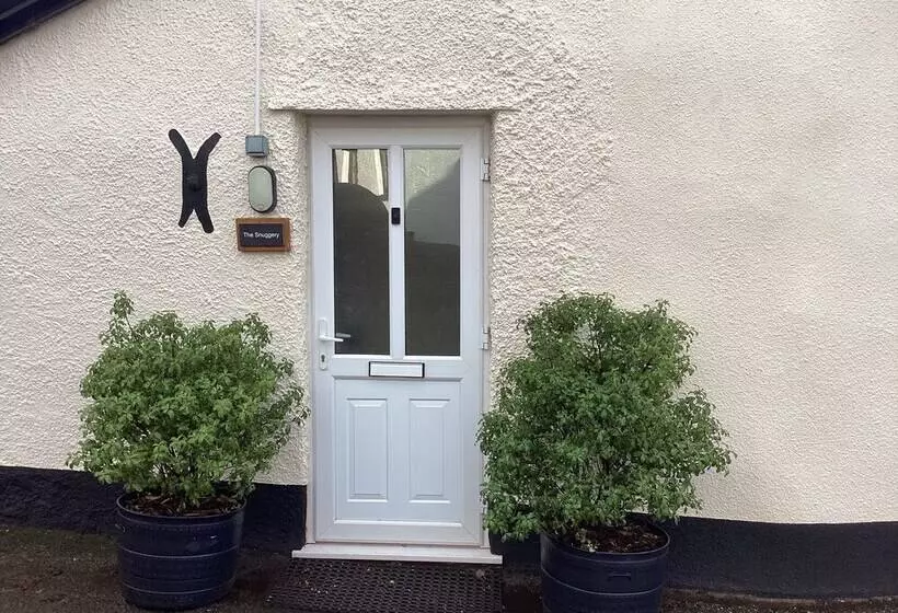 The Snuggery A Cosy Country Cottage