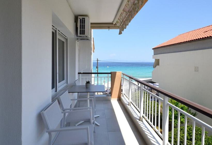 Voula Seaside Apartments
