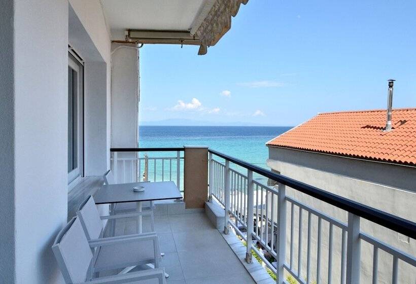 Voula Seaside Apartments