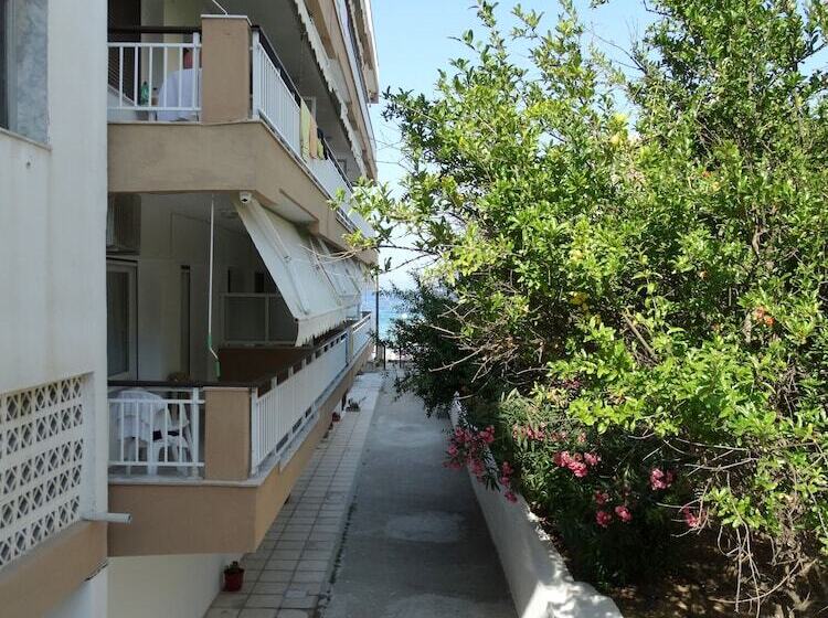 Voula Seaside Apartments