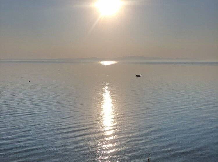 Voula Seaside Apartments