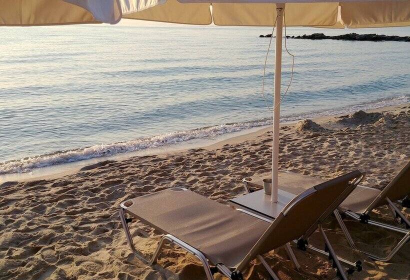 Voula Seaside Apartments