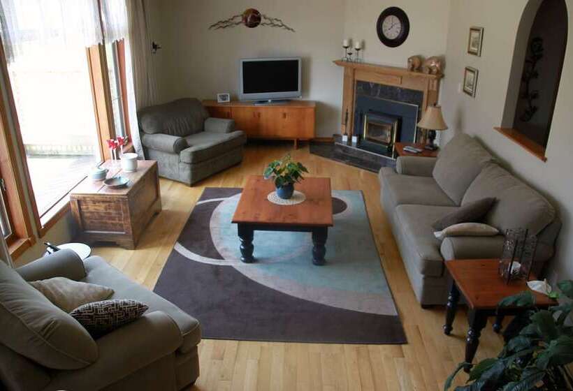 A Touch Of Country Bed & Breakfast