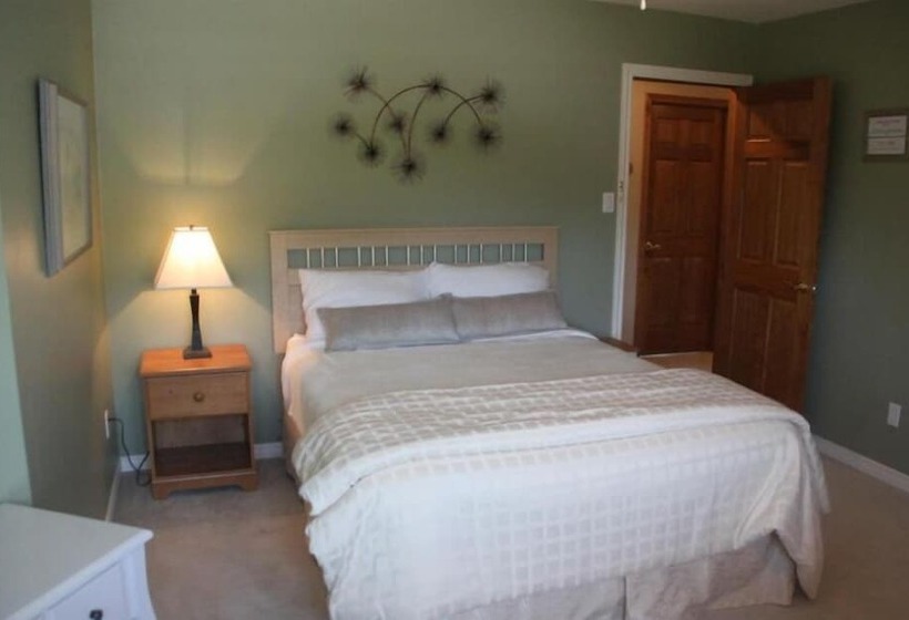 A Touch Of Country Bed & Breakfast