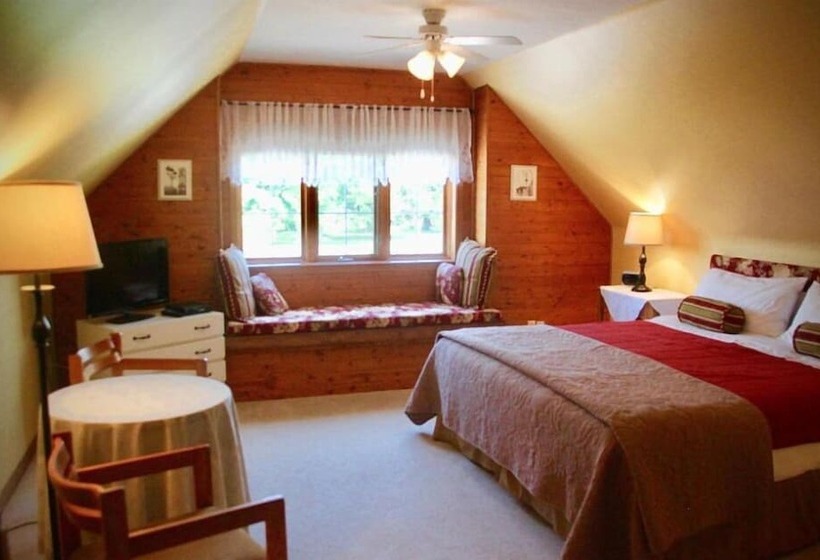 A Touch Of Country Bed & Breakfast