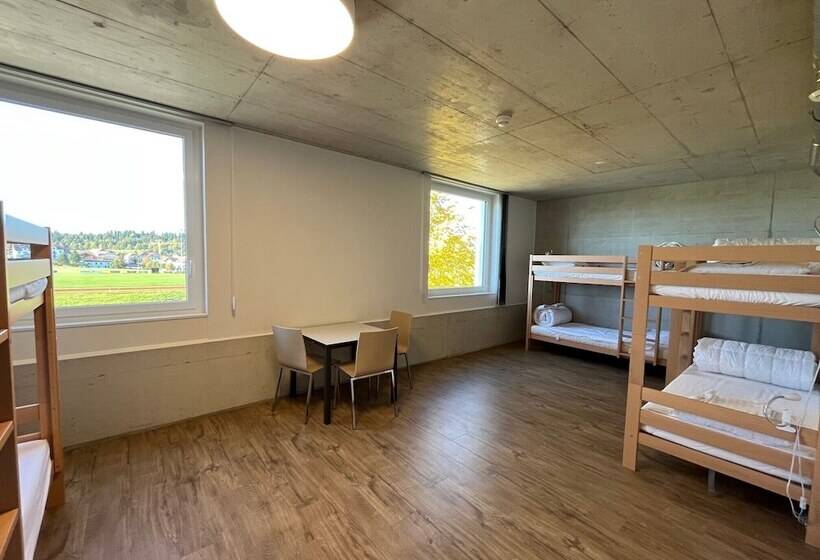 Auberge De Jeunesse Saignelégier Hostel
