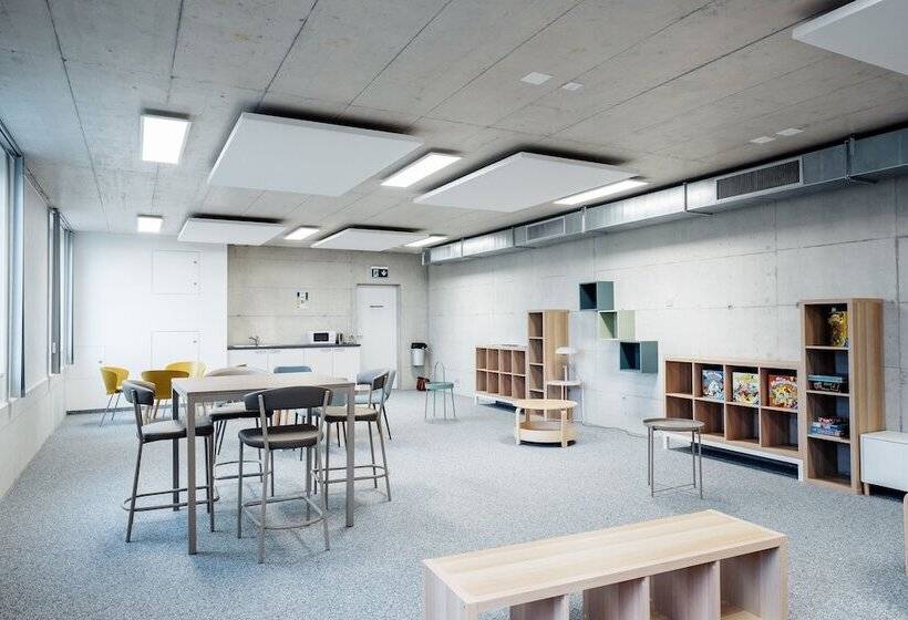 Auberge De Jeunesse Saignelégier Hostel