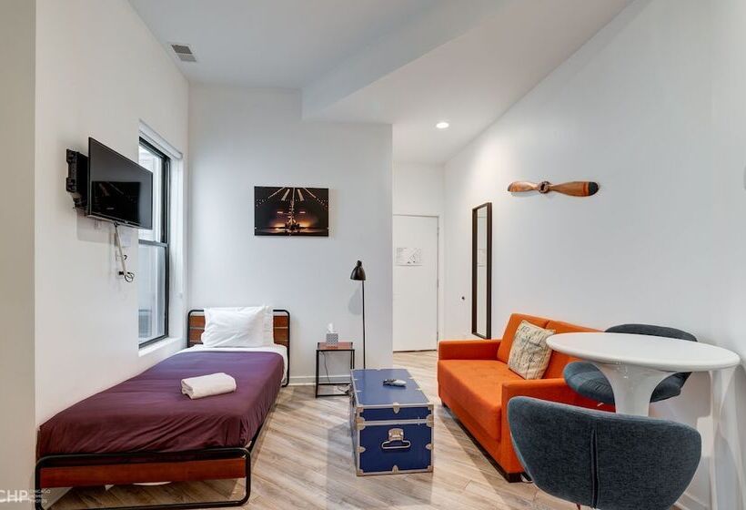 Full Kitchen And A Spa Bath   You Seriously Need To See This Studio!   747 Lofts Cabin 205 By Redawn