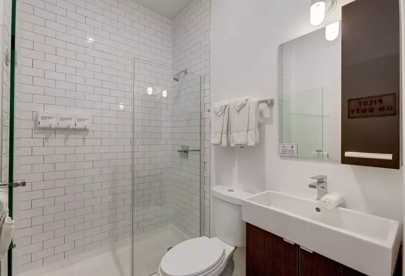 Ground Floor Studios In Chicago By 747 Lofts