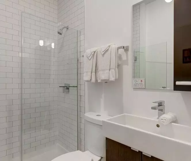 Ground Floor Studios In Chicago By 747 Lofts
