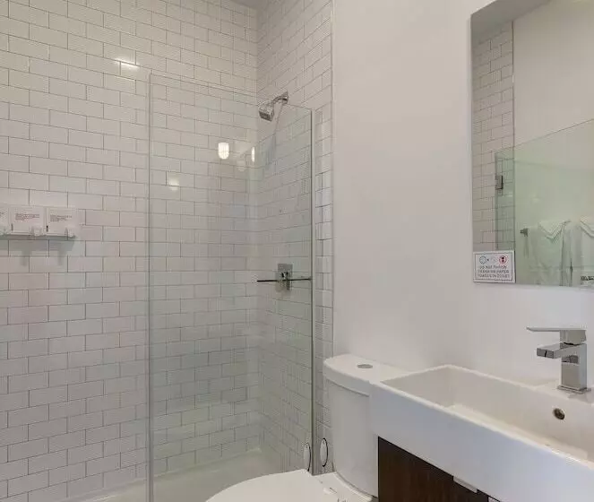Ground Floor Studios In Chicago By 747 Lofts