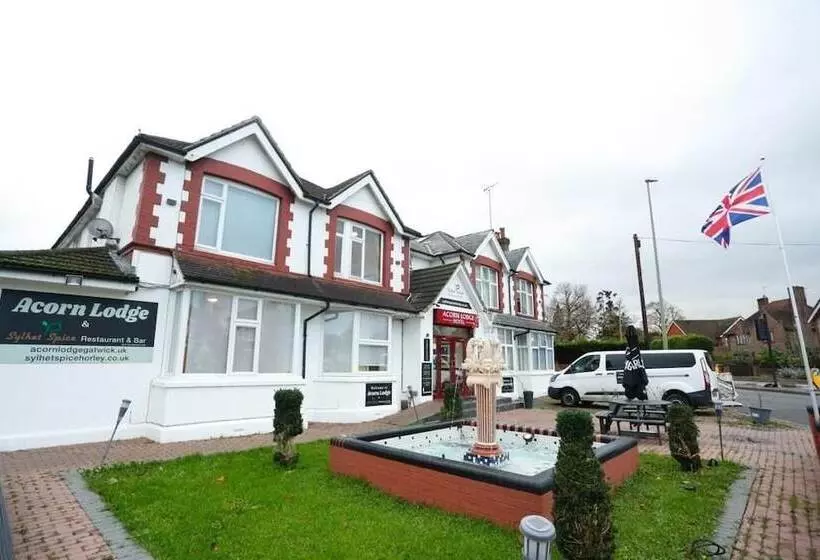 Acorn Lodge Hotel Gatwick & Parking