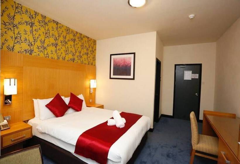 Acorn Lodge Hotel Gatwick & Parking