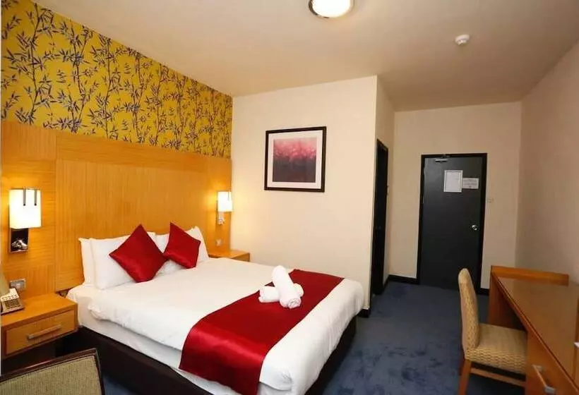 Acorn Lodge Hotel Gatwick & Parking