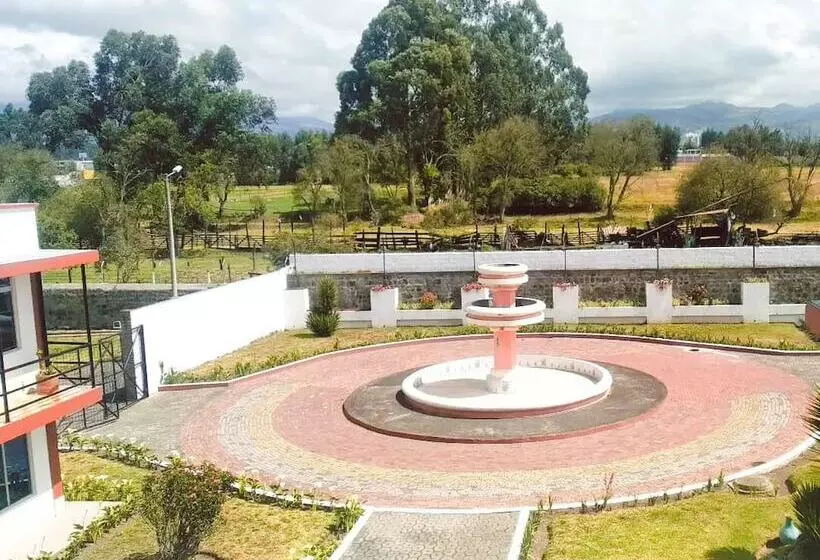 Hotelli Hostería Cotopaxi Tour