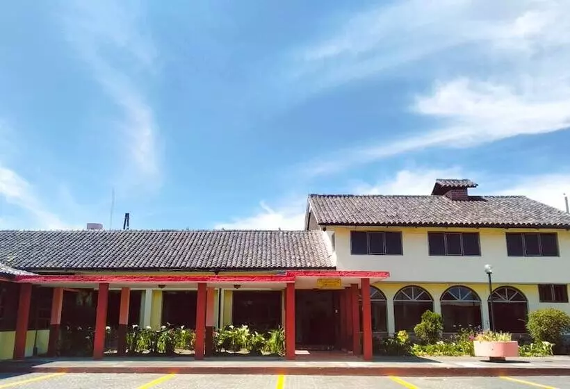 Hotelli Hostería Cotopaxi Tour