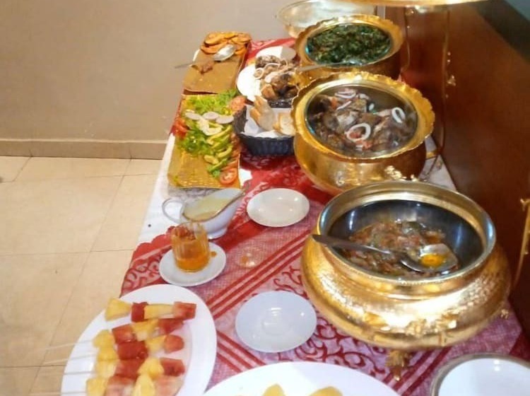 هتل Hôtel La Principauté Douala Bonapriso