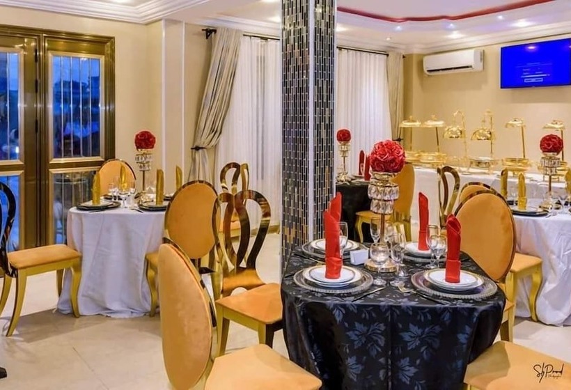 هتل Hôtel La Principauté Douala Bonapriso