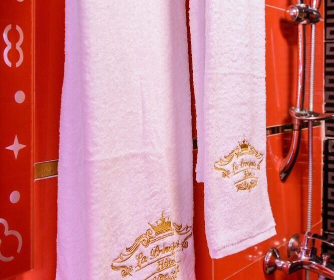 هتل Hôtel La Principauté Douala Bonapriso