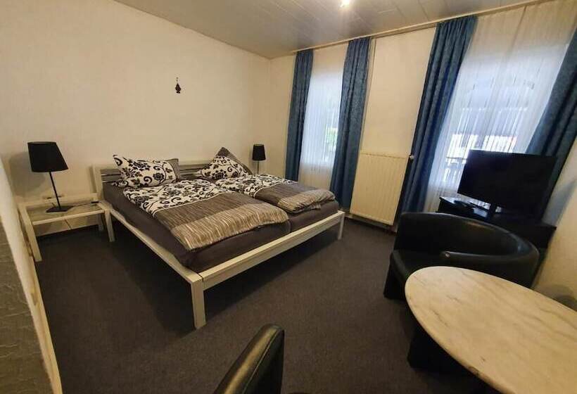 בית מלון כפרי Jungmann