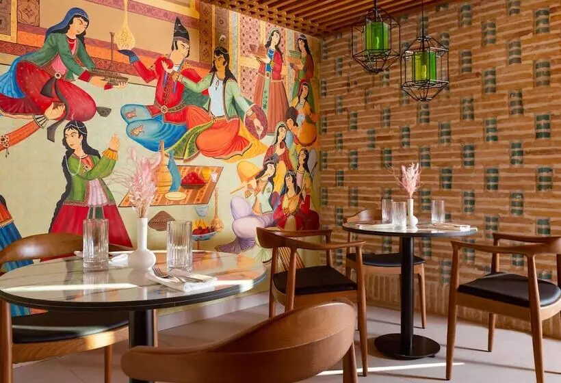 هتل Mercure Bukhara Old Town